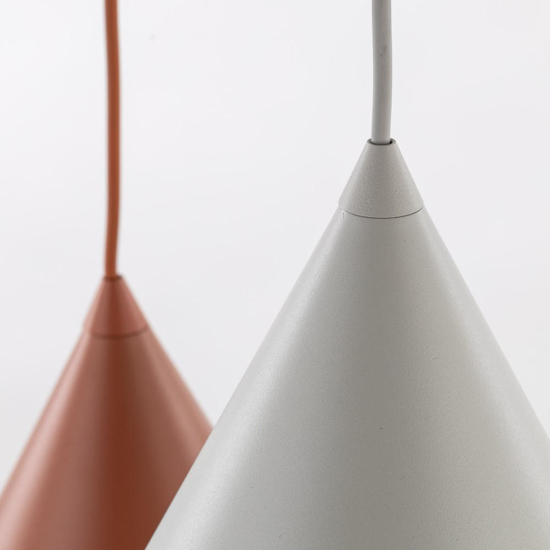 Lampadario moderno coni multicolor per soggiorno
